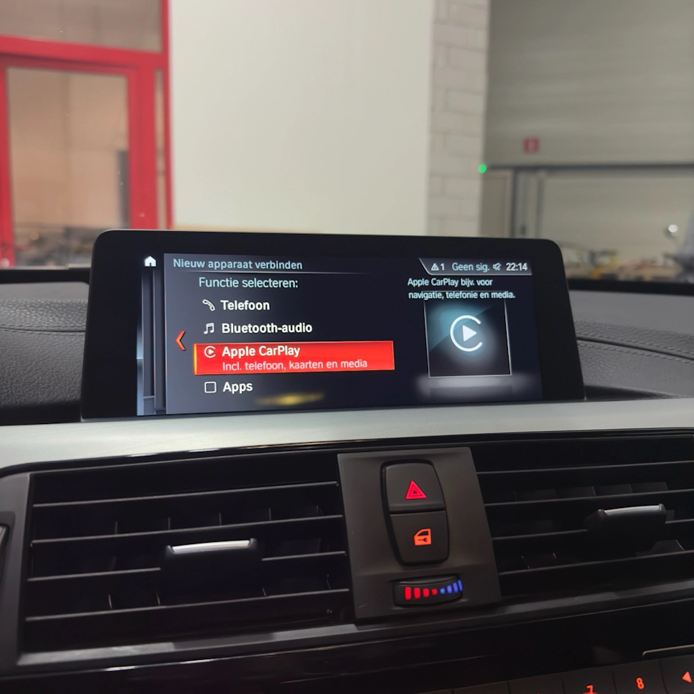 Activatie Full-screen modus van Apple CarPlay (BMW)