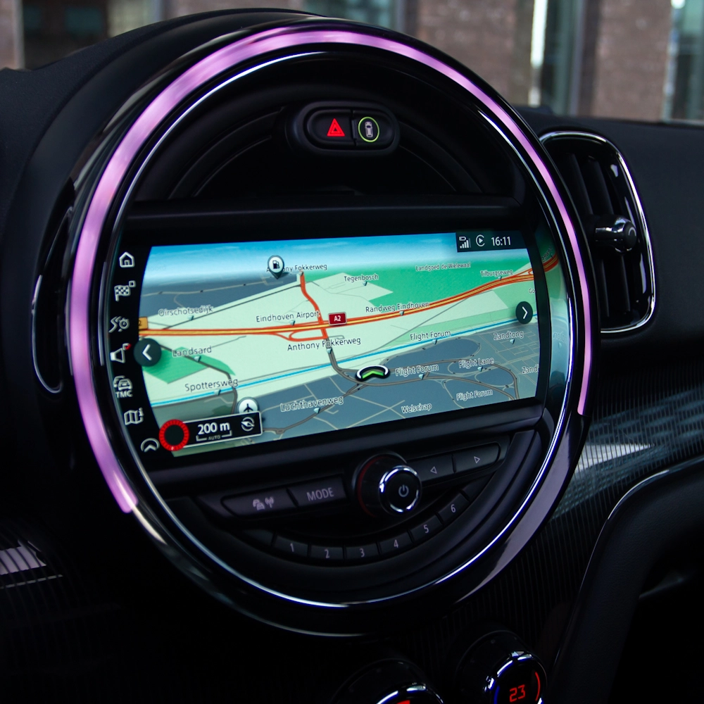 MINI Infotainment Thema Upgrade (ID6)