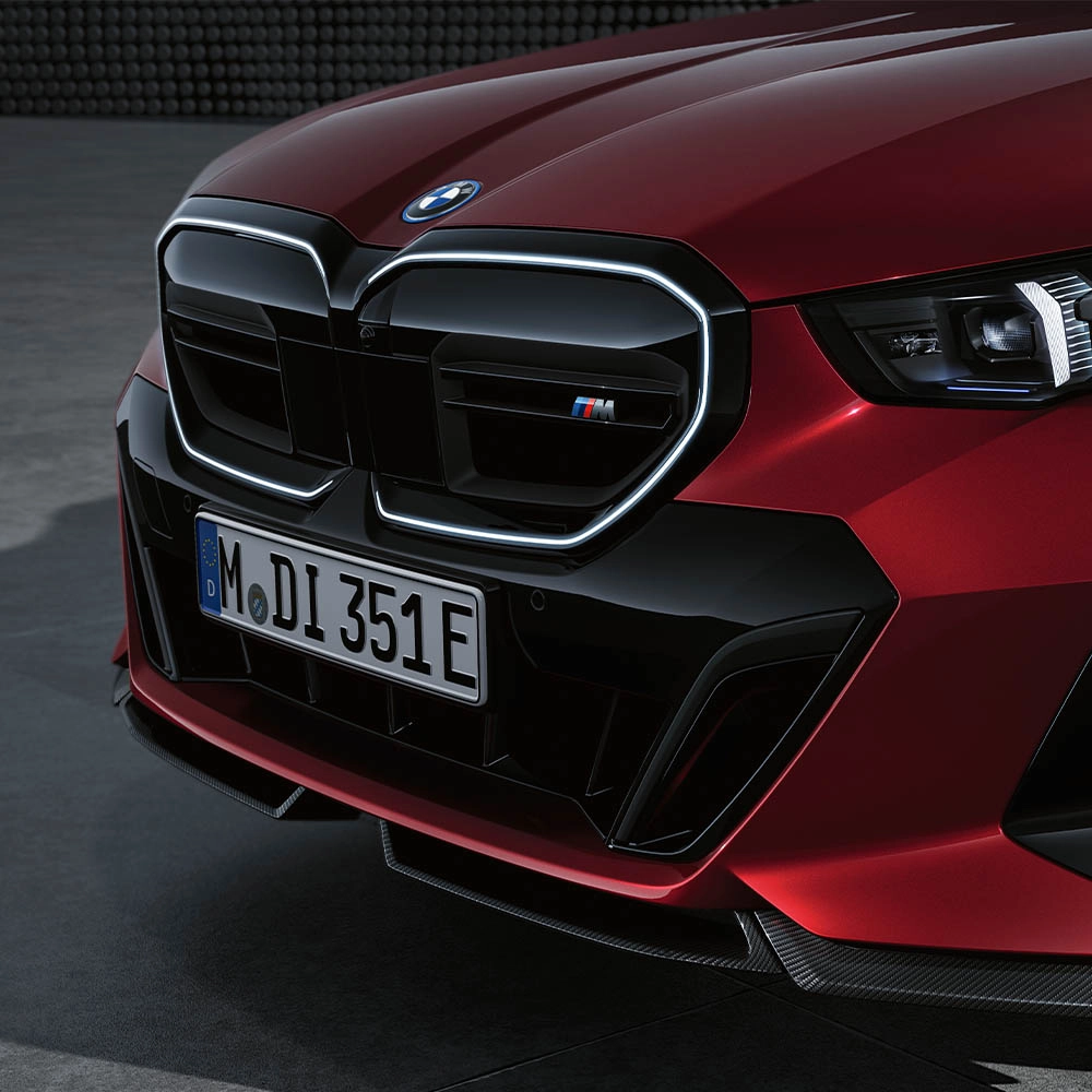 BMW Iconic Glow Grille Retrofit (BMW 5-serie & i5)