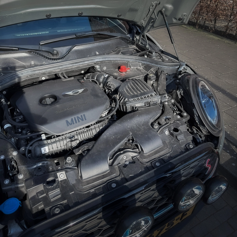 Motorsteunen vervangen (F-reeks)